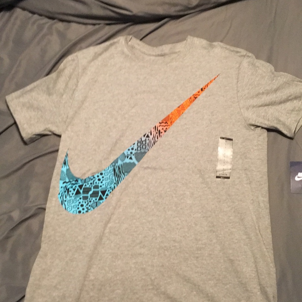 Men’s Nike Tee